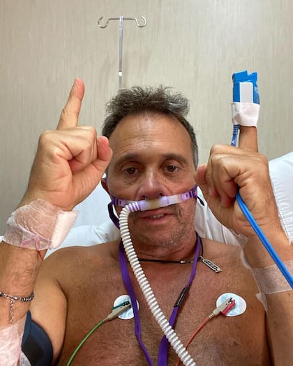 En 2021, el conductor estuvo más de 20 días internado por Covid