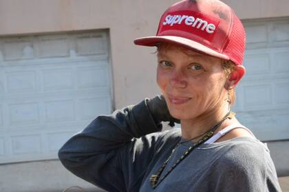 En 2021, la exmodelo Loni Willison fue fotografiada por The Sun; llevaba cinco años viviendo en las calles de Los Ángeles en ese momento
