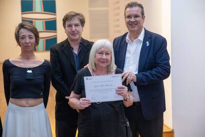 En 2021, Lucía Pacenza obtuvo el Premio a la Trayectoria del Fondo Nacional de las Artes en 2022