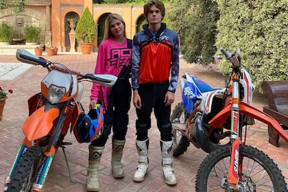 En 2021, Victoria saludó a su hermano Rodrigo por su cumpleaños publicando esta foto en sus redes sociales.
