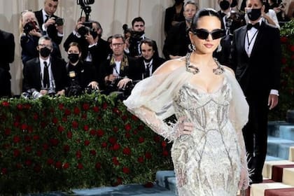 En 2022, la cantante Rosalía hizo aparición en el MET Gala