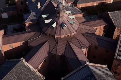 En 2022, la propiedad fue adquirida por la empresa de gestión hotelera Hoshino Resorts