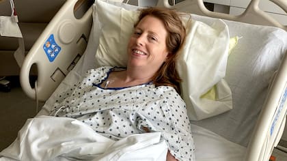 En 2023, Sandy se sometió por primera vez a una operación para convertirse en la donante de hígado de un pequeño de un año