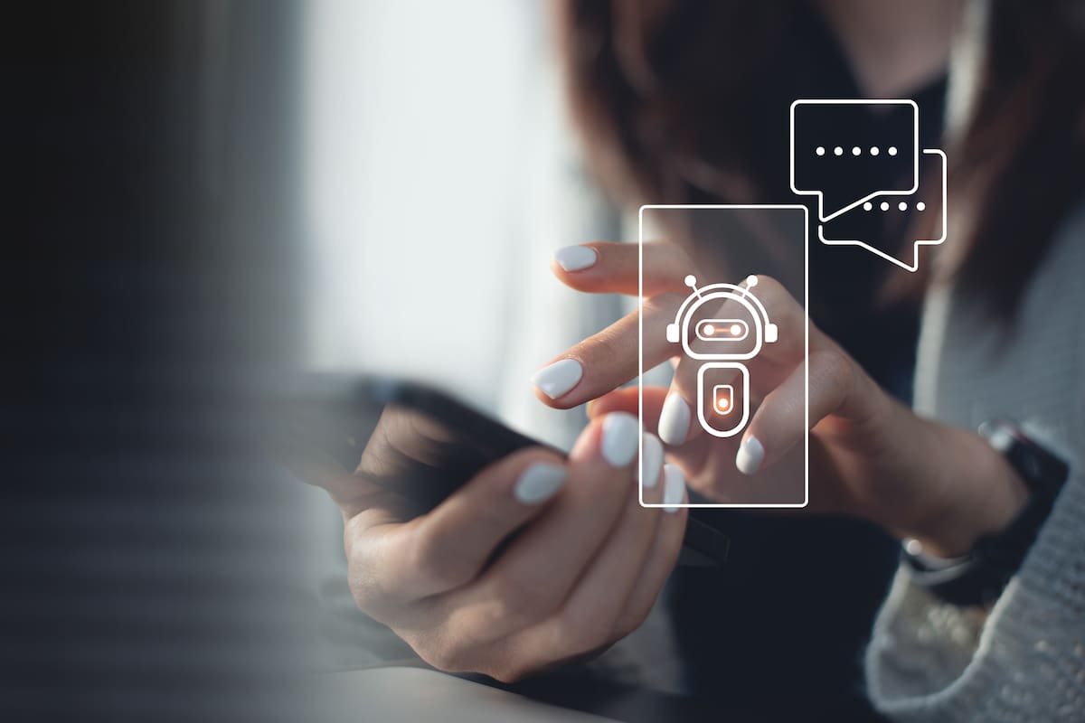 En 2027 habrá más bots impulsados por IA que humanos navegando en internet, según el CEO de Cloudfare
