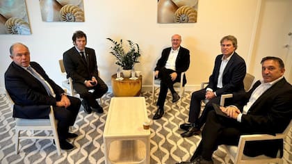 En abril de este año, el presidente del BID se reunió con Milei
