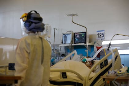 En abril, durante el peor momento de la pandemia, las salas de terapia intensiva estaban colapsadas, un escenario totalmente diferentes meses después