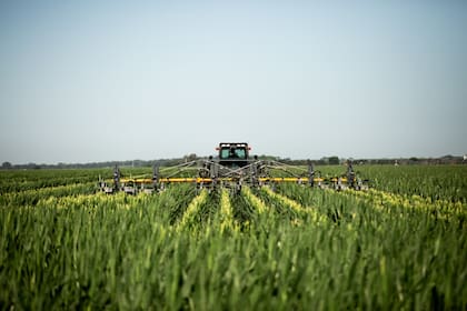 En Agrality indicaron que la adquisición les proporciona “acceso a maquinaria esencial y una capacidad operativa en campos que abarcan una extensión de más de 2500 hectáreas destinadas al cultivo de maíz para semilla y 6500 hectáreas para soja”