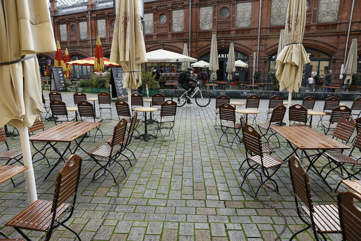 En Alemania, bares, cafés y restaurantes deben cerrar