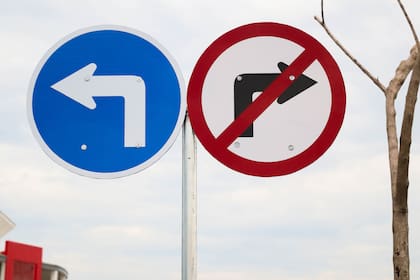 En algunos casos el giro a la izquierda es obligatorio