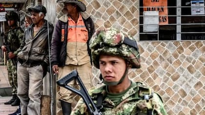 En algunos municipios, el ejército ha salido a patrullar las calles
