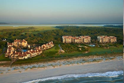 En Amelia Island hay exclusivos resorts, spas y campos de golf para un viaje lleno de comodidades y lujo