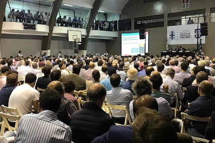En asamblea, los socios de CUBA definieron en 2018 el futuro de las mujeres en el club