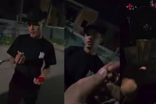 Un exfutbolista de Independiente y Racing fue filmado en una calle de Avellaneda mientras vendía un anillo de oro