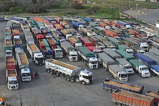 Bajaron a 300 los camiones demorados, pero el conflicto gremial sigue abierto
