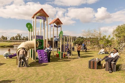 En Bienestar Fest instalaron un mangrullo con un playground temático, tobogán, tuberías, pasadizos y diferentes sectores para trepar, subir y explorar.