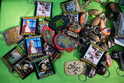 En búsqueda de los niños perdidos de Armero 40 años después de la erupción del volcán en Colombia