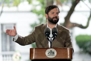 En cadena nacional, el Mandatario detalló el proyecto con el que busca que el Estado deje de financiar el CAE
