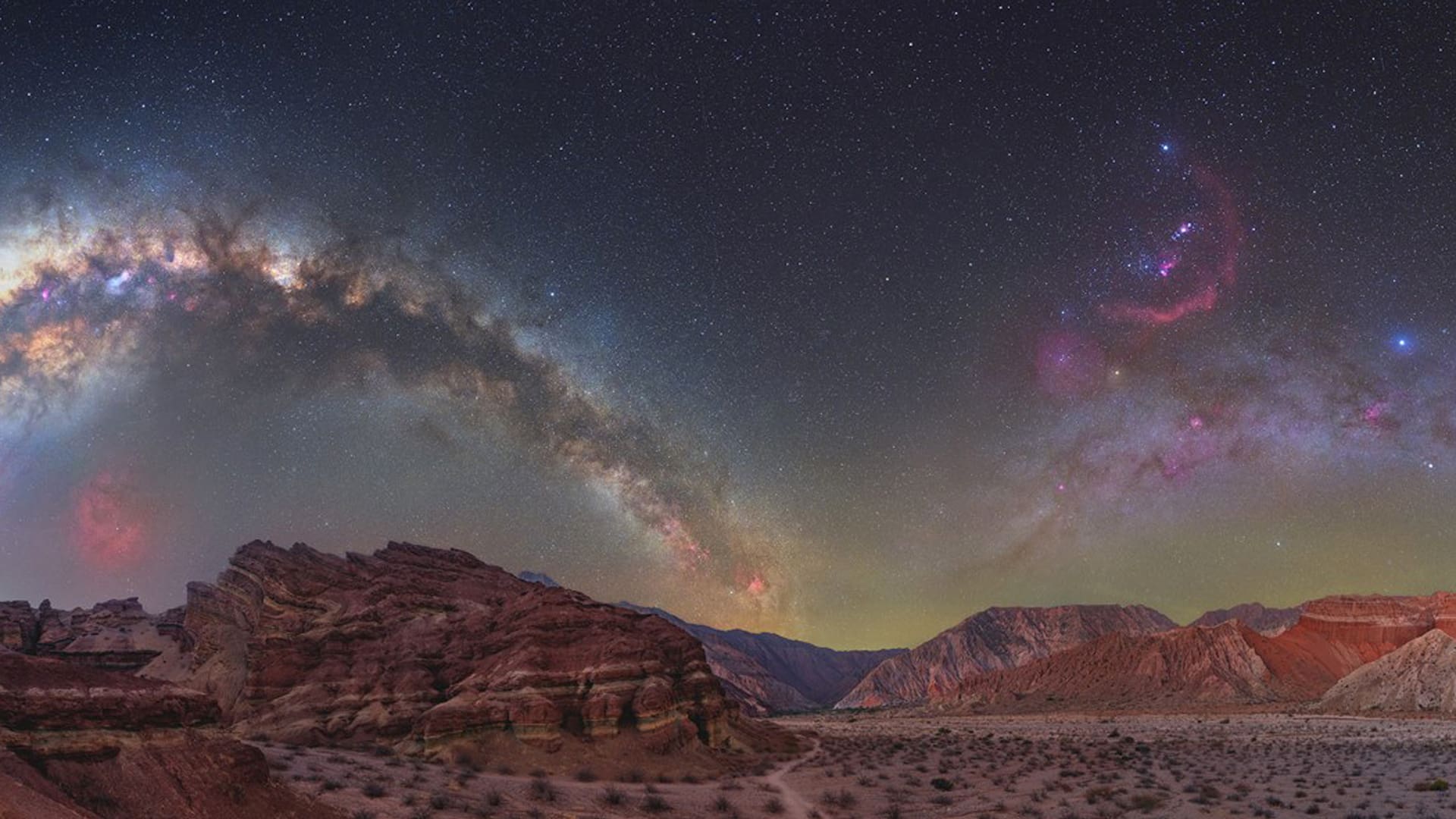 Cafayate, Salta: la primer imagen de dos vías lácteas en la misma noche, es la primer foto de este tipo en toda América