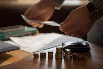 En casos de discapacidad o acuerdos entre padres, la manutención puede continuar después del límite legal establecido