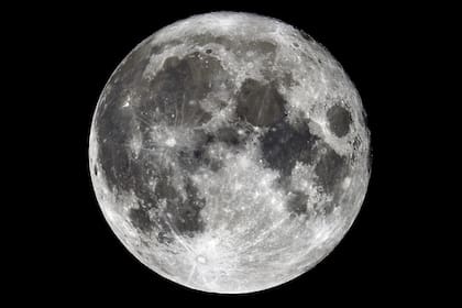 En casos poco comunes, pueden registrarse dos lunas azules en un mismo año