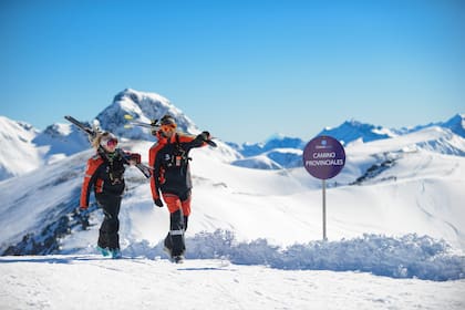 En Cerro Bayo auguran una excelente temporada, gracias a una buena cantidad de nieve.