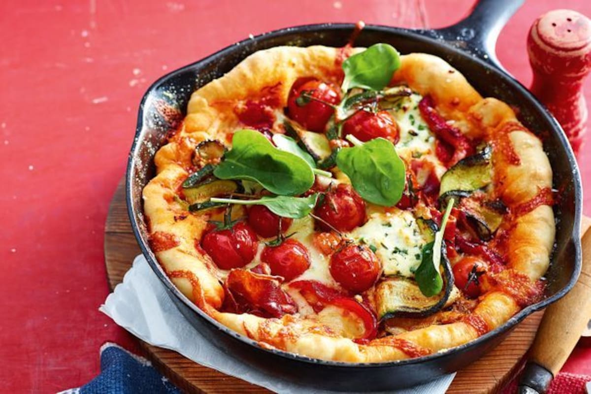 En Chicago hay dos estilos de pizza reinantes, y por primera vez uno de ellos llega a la cadena Pizza Hut (Archivo)