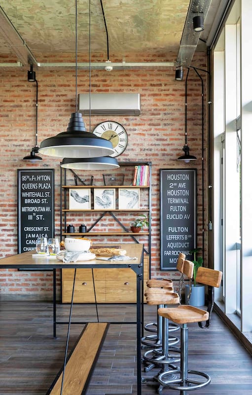 Al día. Con estética fabril, un moderno loft rescata las huellas de un edificio histórico
