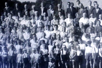 En Colonia Dignidad llegaron a vivir centenares de personas bajo el lema: "Silencio es fortaleza"