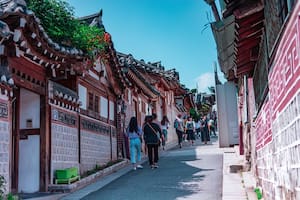 En Corea del sur, Jorge quedó impactado con las casas tradicionales estilo Hanok, que contrastan con la modernidad de sus rascacielos.