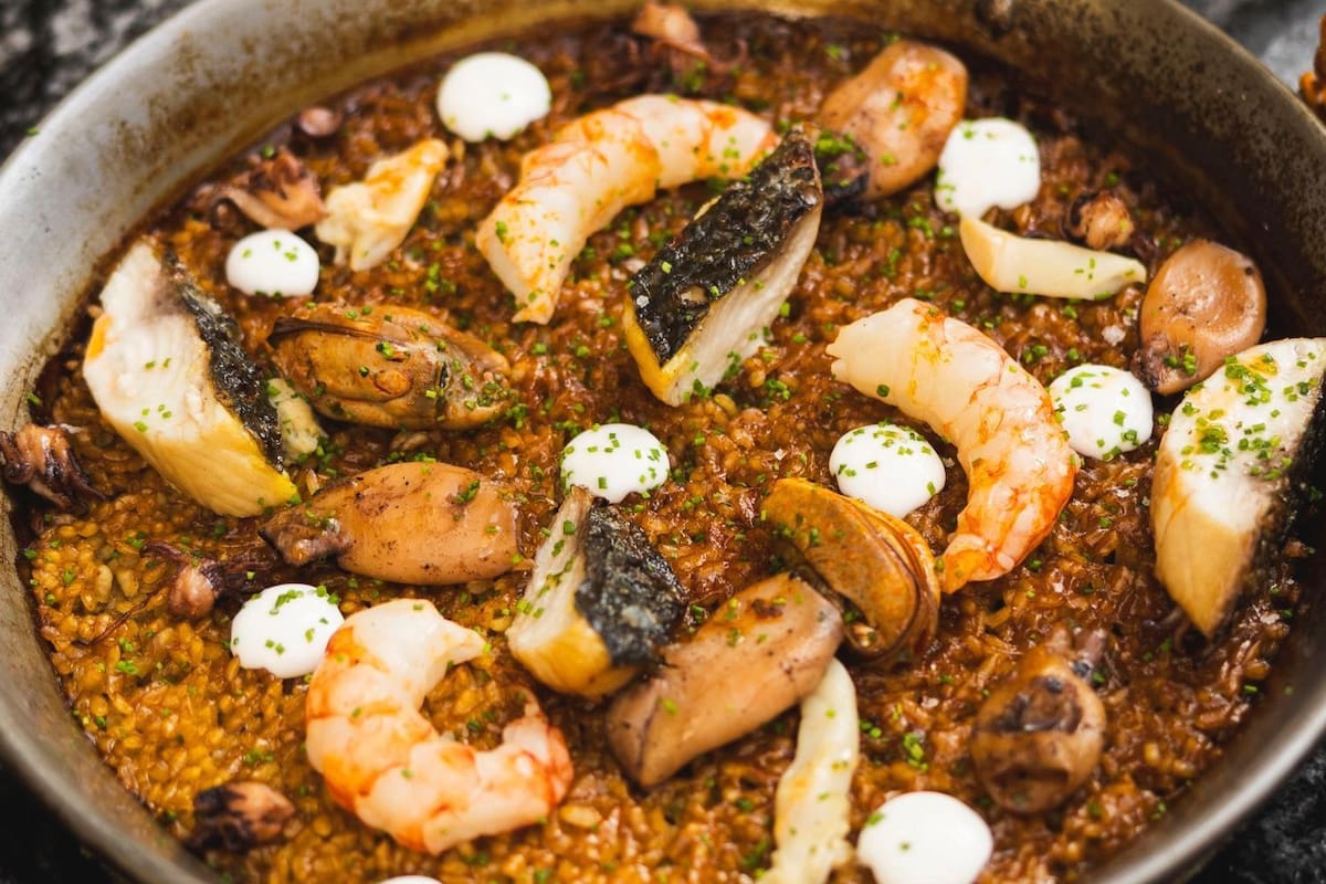 En Costa7070 el ritual de la paella se completa con códigos propios que están detallados en un manual