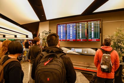 En cuanto al turismo receptivo, mostró una mejora: en febrero ingresaron al país 534.000 visitantes no residentes, un 8% más que en igual mes de 2025