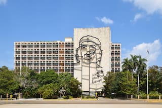 En Cuba, "resolver" la crisis día tras día pasa factura
