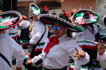 En Dallas, el Arboretum y Jardín Botánico organiza una "Fiesta del Jardín" el martes por la noche por el Cinco de Mayo