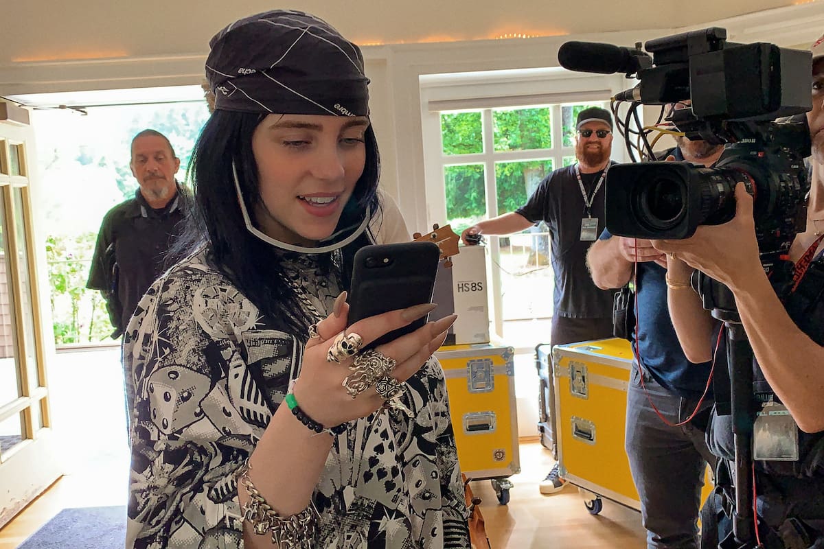 Billie Eilish en el documental The World's A Little Blurry