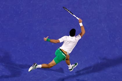 En Dubai: Novak Djokovic volvió a lucir su estupenda capacidad atlética.