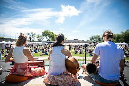 En Echale Festival también habrá una feria de emprendedores conscientes, música en vivo durante el día, espacios de descanso y conexión y actividades abiertas para todos los niveles