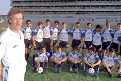 En Ecuador 1995, bajo la dirección técnica de José Pekerman, Aimar (hoy DT del Sub 17) fue una de las figuras