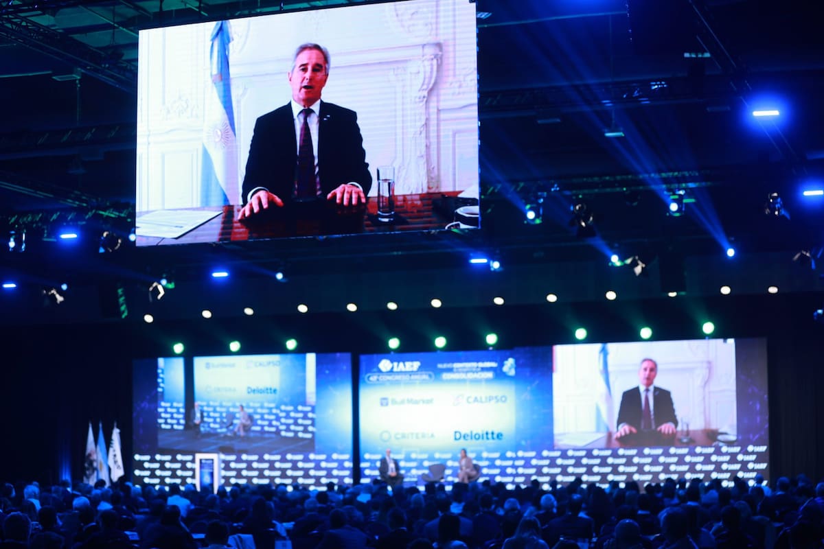 En el 43°Congreso Anual de la IAEF el canciller Pablo Quirno, anunció la intención de la Argentina de sumarse al Cptpp