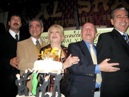 En el 50 aniversario de los Cinco Latinos
