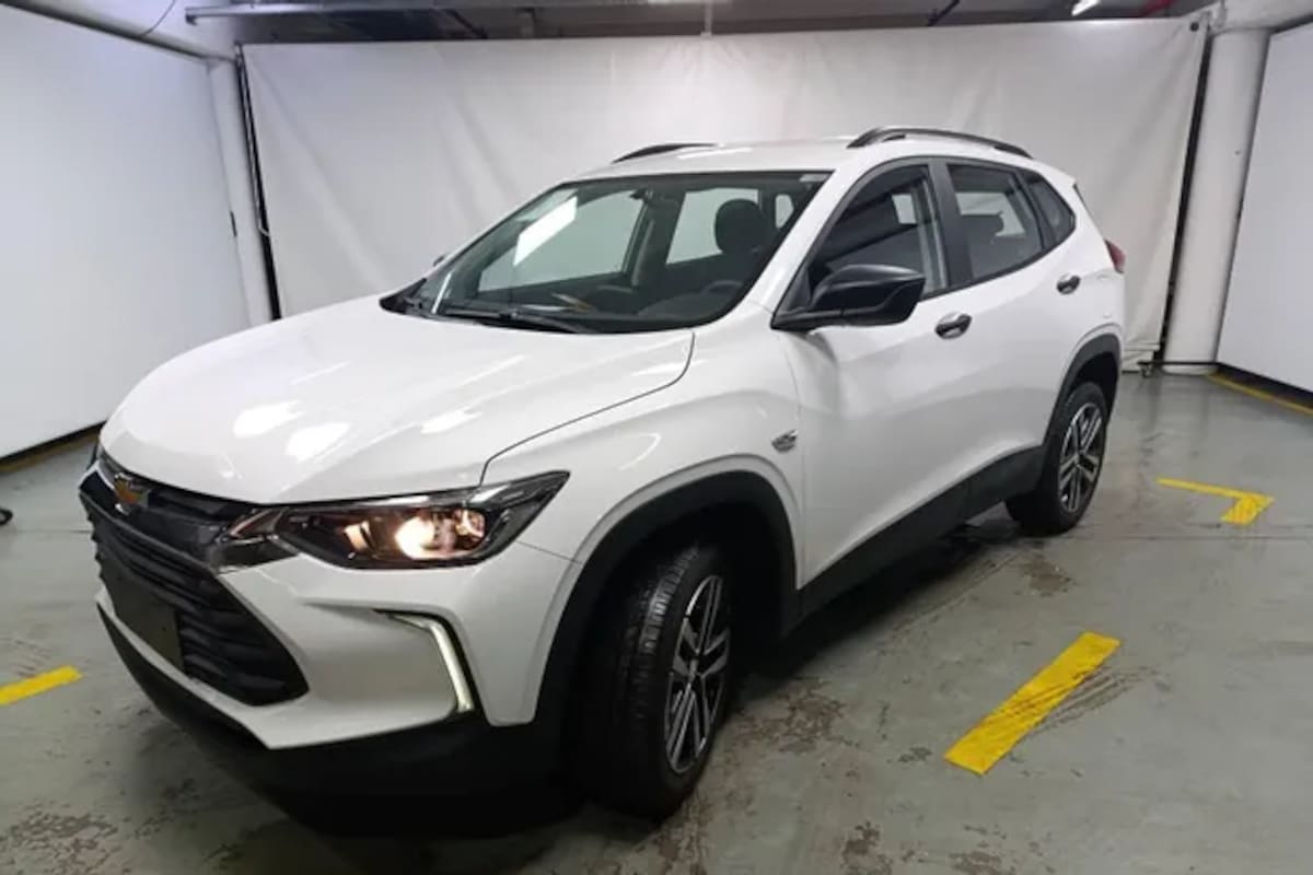 En el abanico de opciones aparecen varios Chevrolet Tracker sin rodar