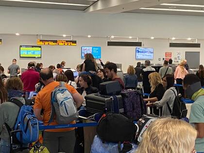 El aeropuerto de Miami lucirá abarrotado, justo como no se veía desde hace dos años