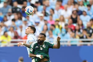 Bielsa va al ataque con Uruguay, frente a un verdugo de la Argentina en 2022