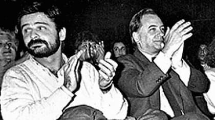 Carlos Grosso, con Daniel Filmus, cuando el exministro de Educación colaboraba con el intendente que fue el que concesionó el sistema de acarreo