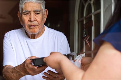 En el área del norte de Texas, que incluye a Dallas, casi 120 mil personas de 60 años o más enfrentan inseguridad alimentaria