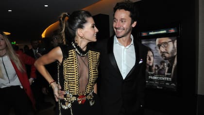 Suárez y Vicuña en la premiere de Los padecientes