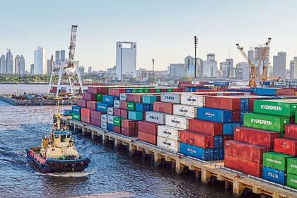 En el Banco Central afirman que hubo un récord de pedidos de importación