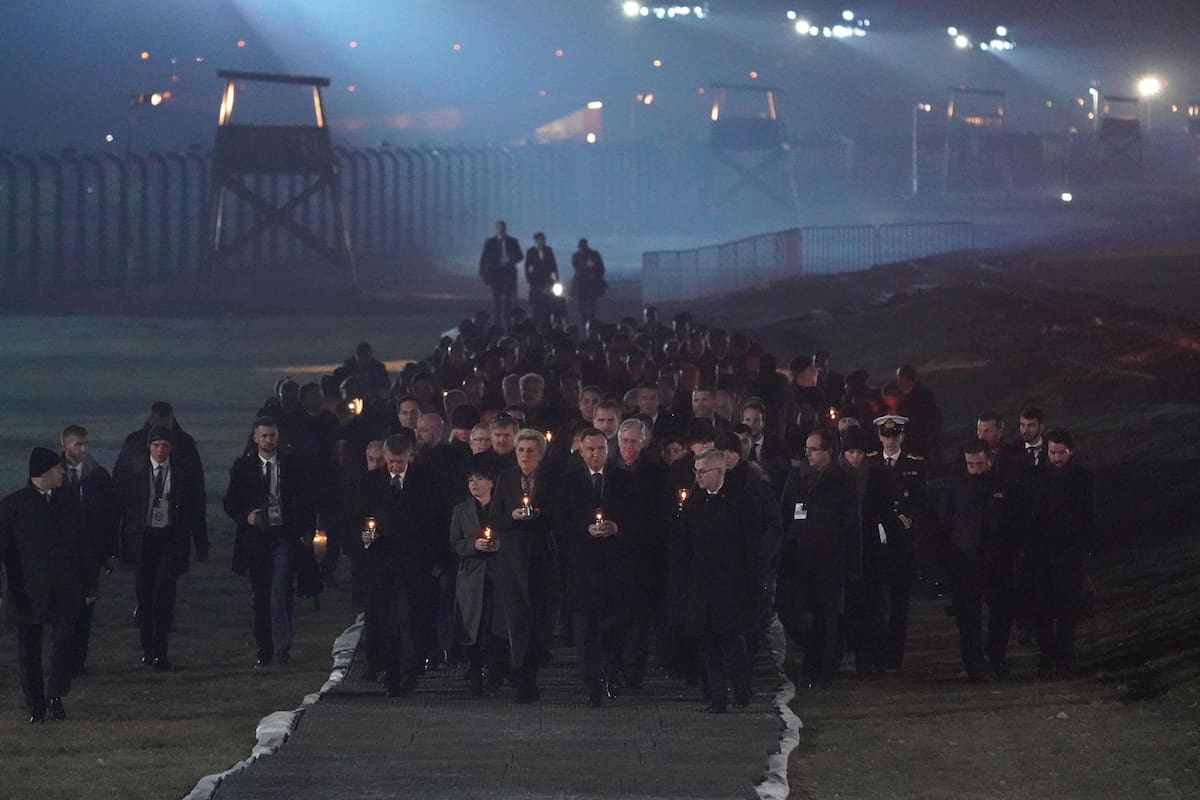 En el campo de exterminio nazi unos 200 sobrevivientes conmemoraron los 75 años de la liberación por parte de los aliados