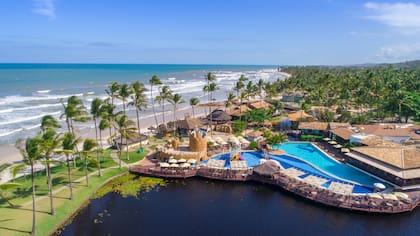 En el Cana Brava Resort all Inclusive los huéspedes suelen optar por bañarse en las amplias piscinas antes que en el mar