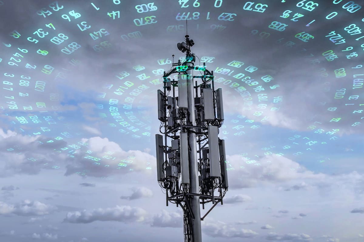 En el caso del 5G se espera que las redes no solo sean utilizadas por telefonía móvil, sino que den lugar a aplicaciones en áreas como el internet de las cosas (IoT)