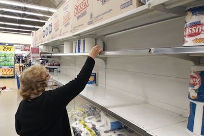 En el caso del papel habría problemas con la importación de celulosa